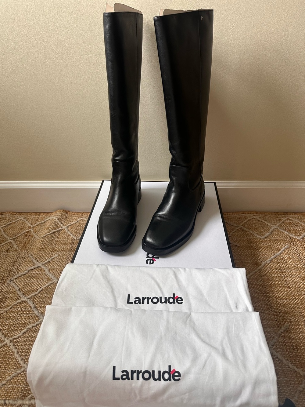 Larroude Anne Boots Knee High Black Leather Size 8
